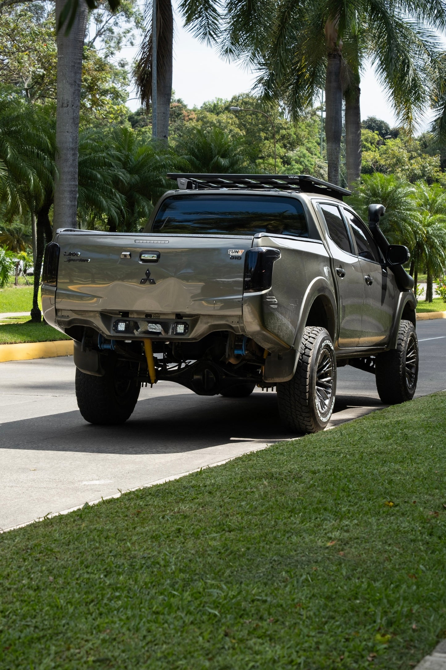 Mitsubishi L200 2020