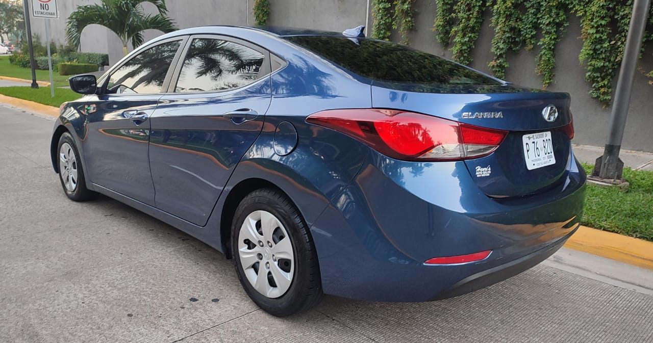 Hyundai Elantra 2016
