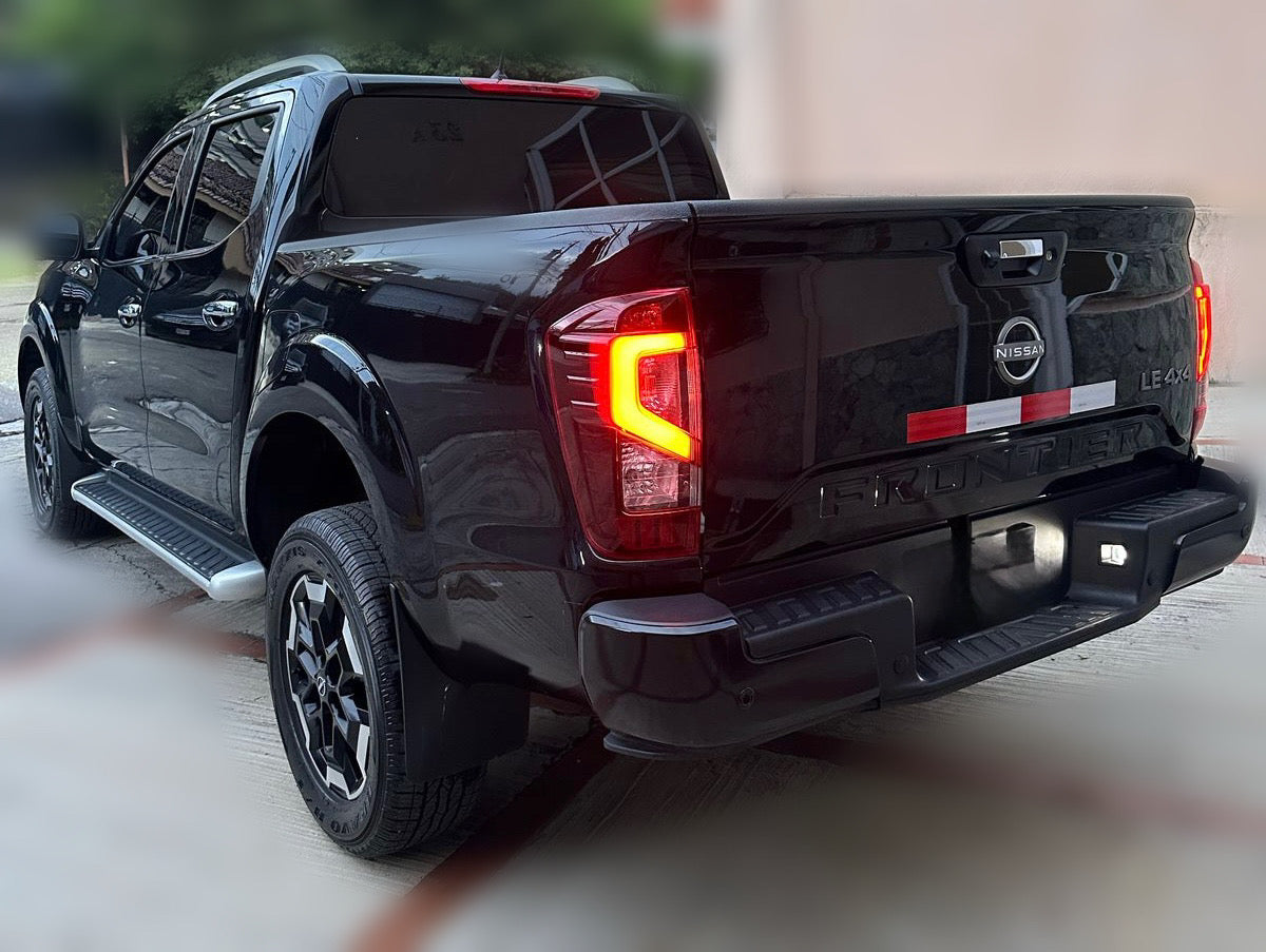 Nissan NP300 2025