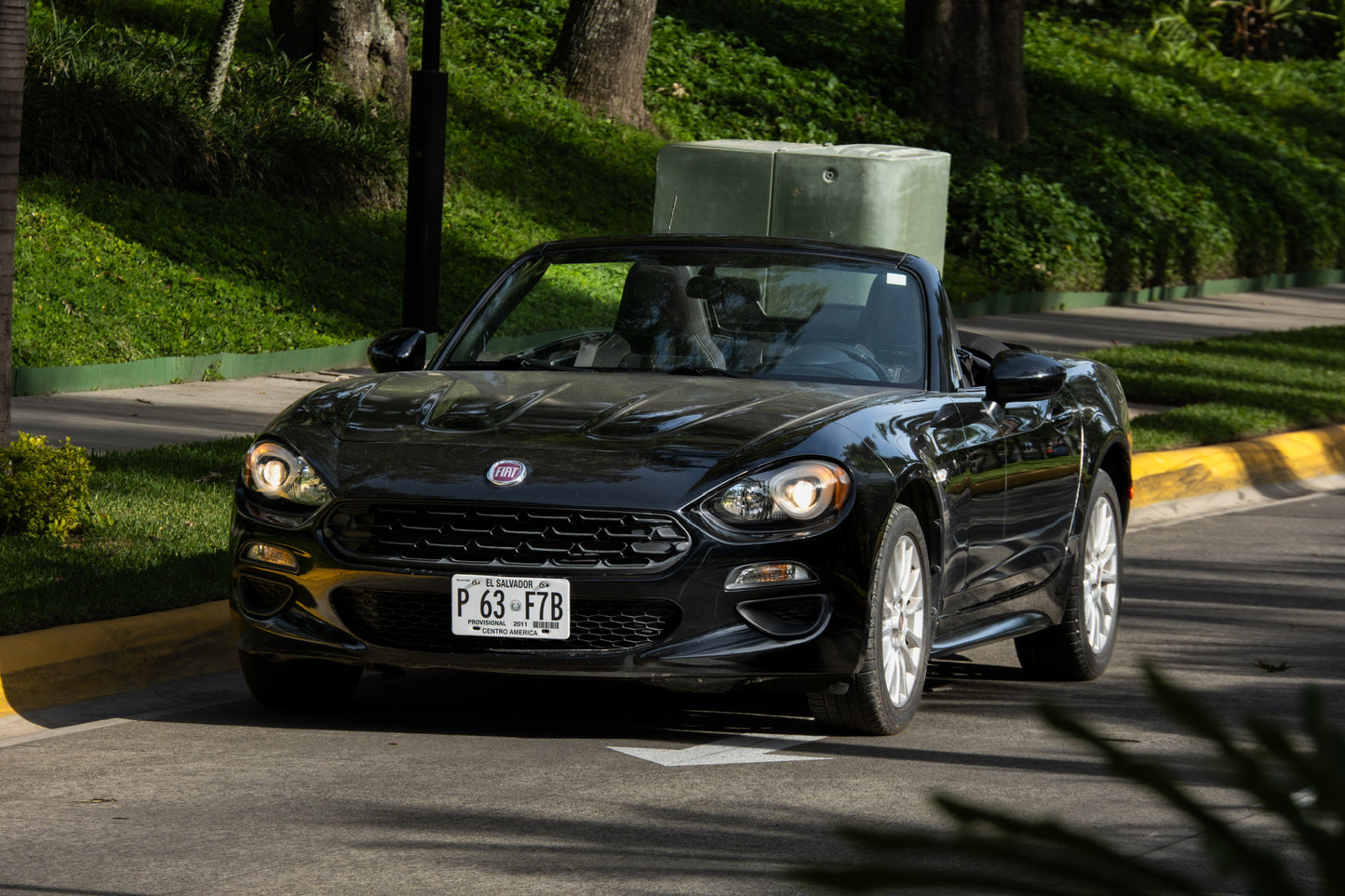 Convertible Fiat 124 spider