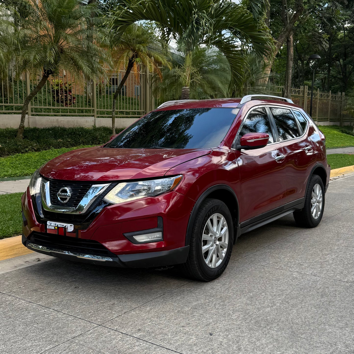 Nissan Rogue AWD