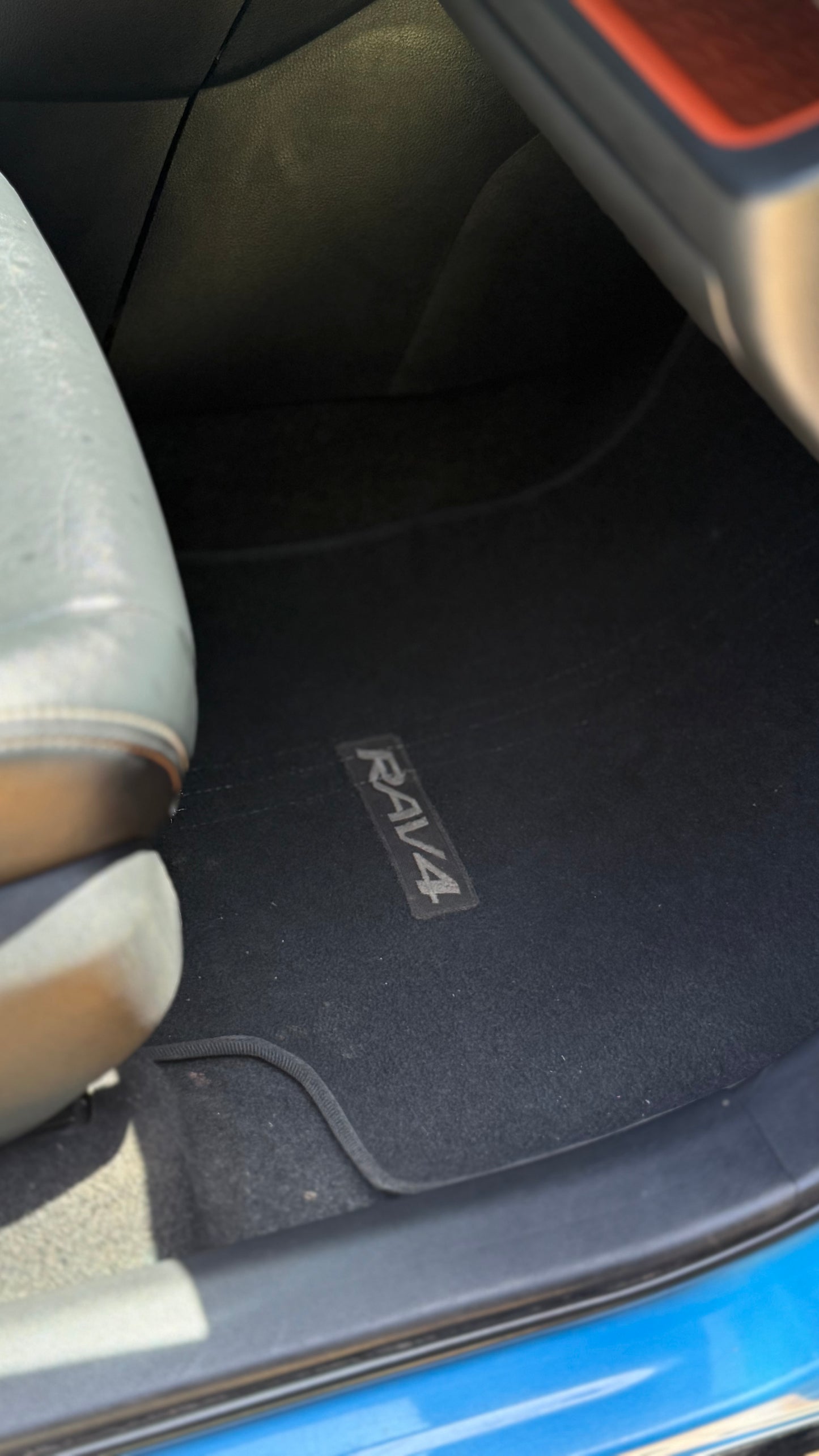 Toyota Rav4 Adventure 2019