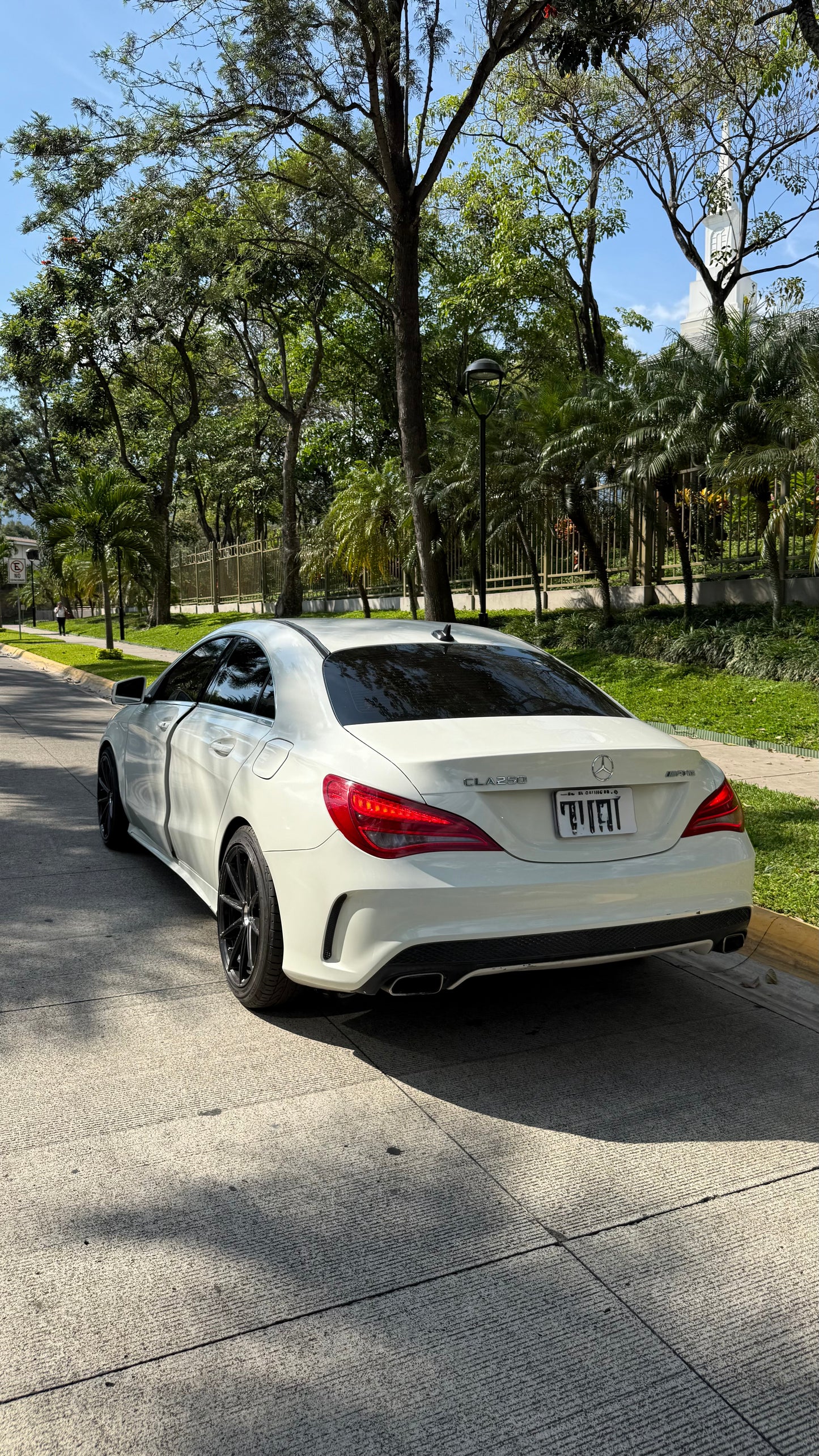 Mercedes Benz CLA 250 2014