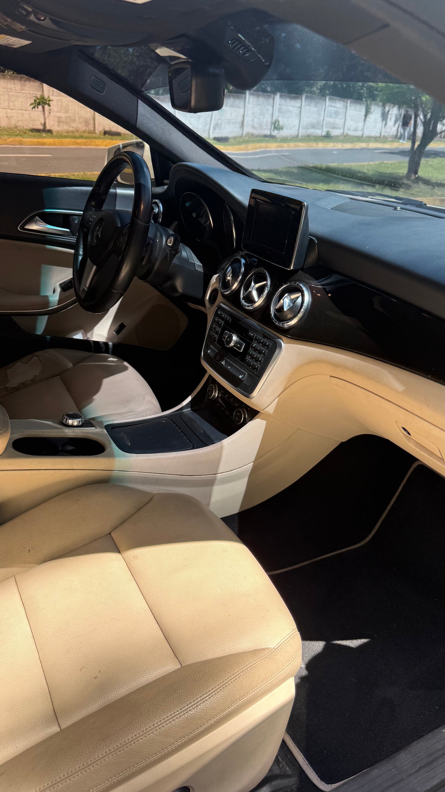 Mercedes Benz CLA 250 2014