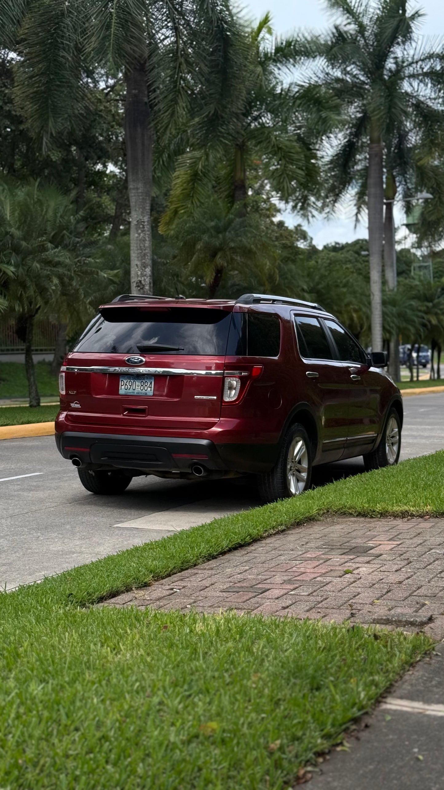 Ford Explorer XLT 2014