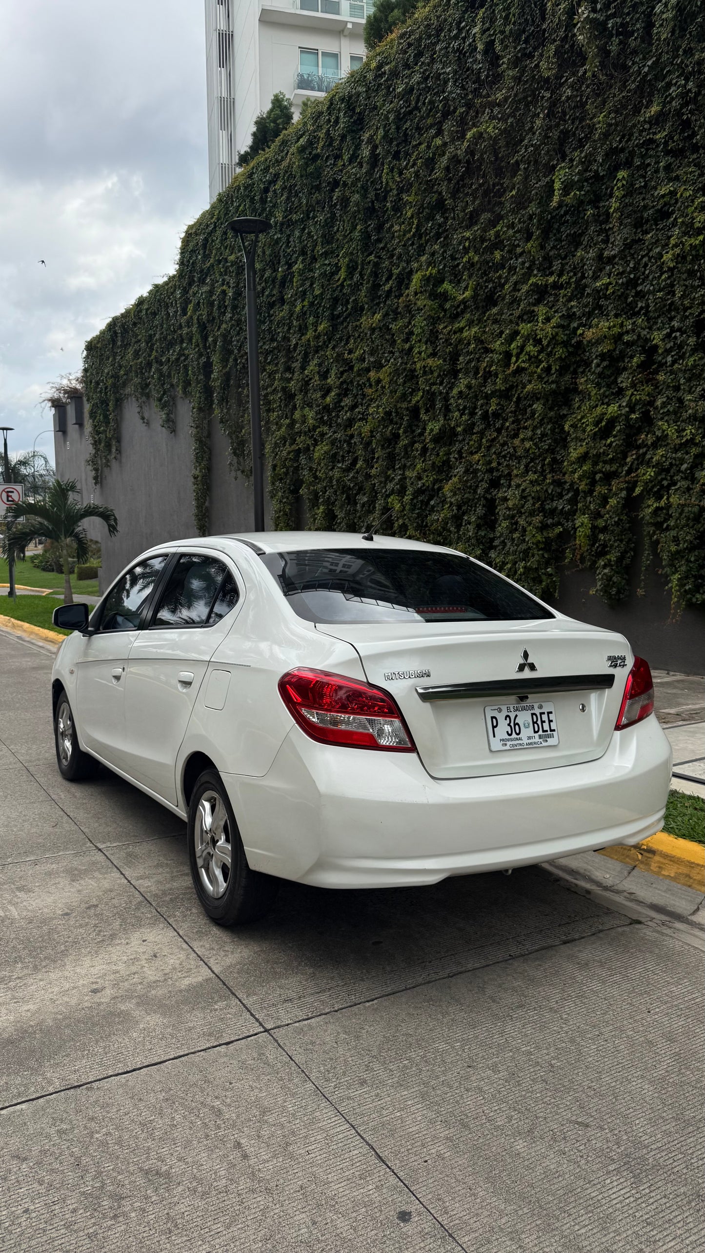 Mitsubishi Mirage G4 2018